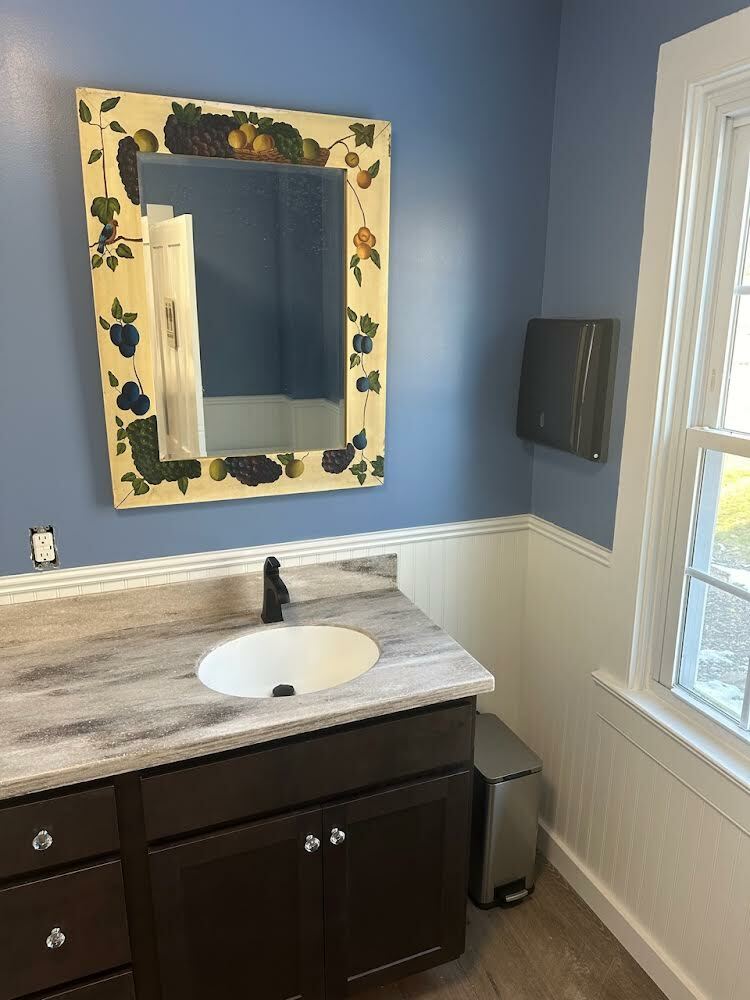 Bathroom: sparkling new